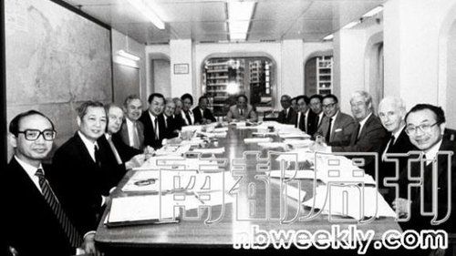 1987年，“第三間大學”（香港科技大學）籌備委員會會議。